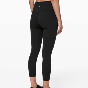 Lululemon Black Wunder Under Leggings, Size 4, 25”